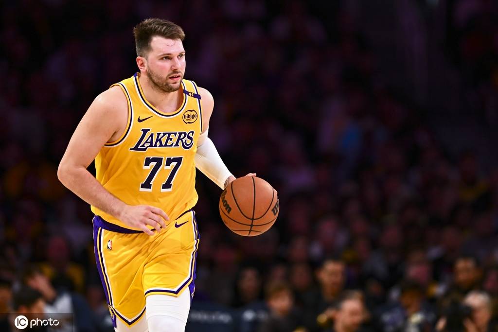 4年內(nèi)2.29億美元 或3年內(nèi)1.6億？唐西奇（Doncic）希望本周續(xù)簽與湖人的合同